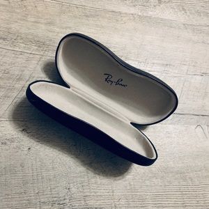 Ray-Ban Case